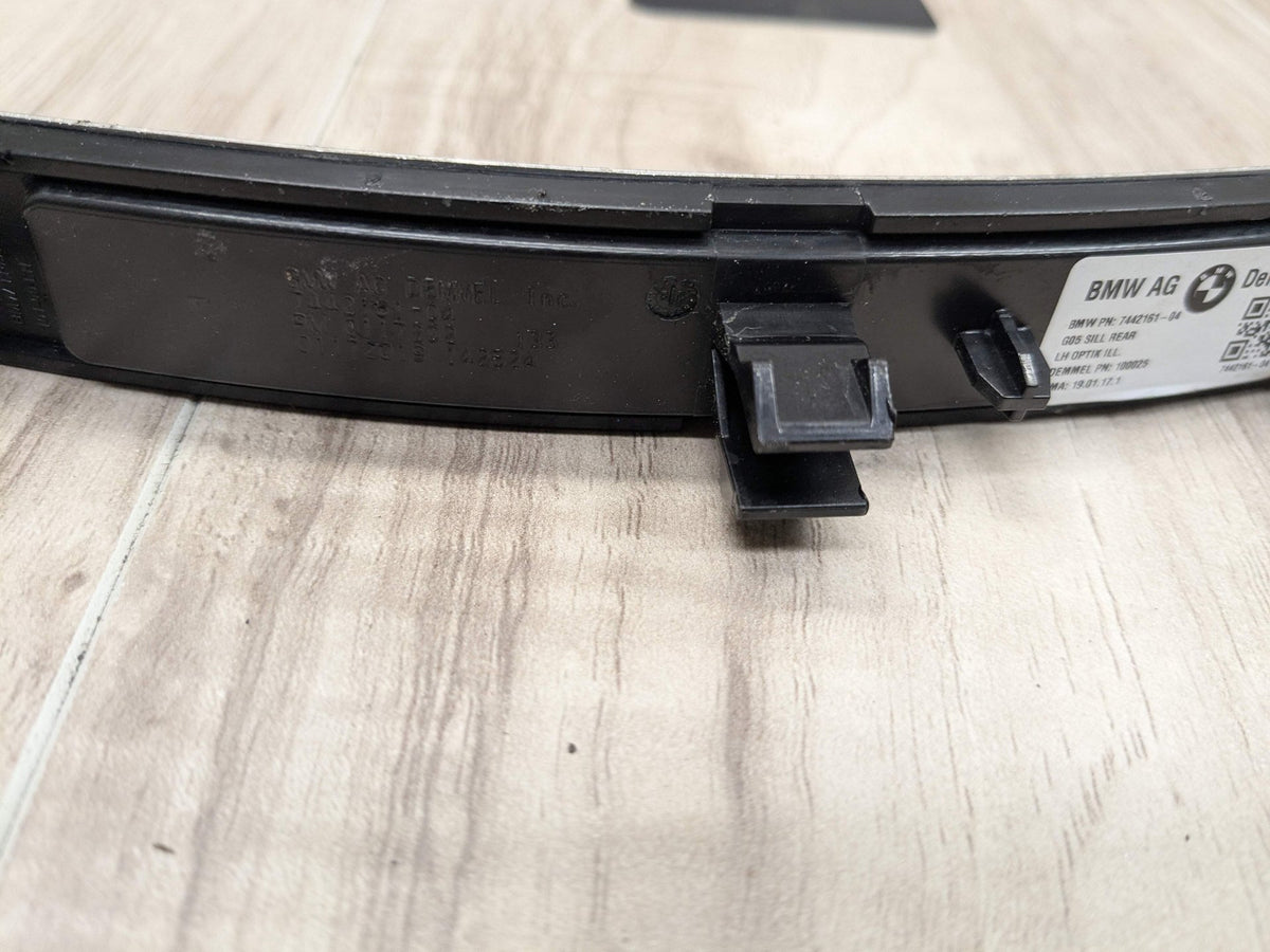 *19-25 OEM BMW G05 X5 Rear Left Driver Side Door Sill Cover Trim Sill Kick Plate