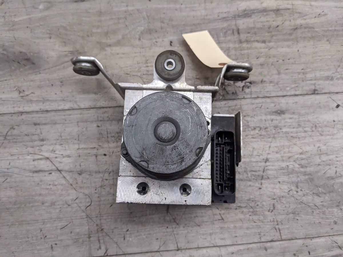 10-13 OEM Porsche Panamera AWD 4.8L ABS Brake Hydraulic Pump Control Module Unit