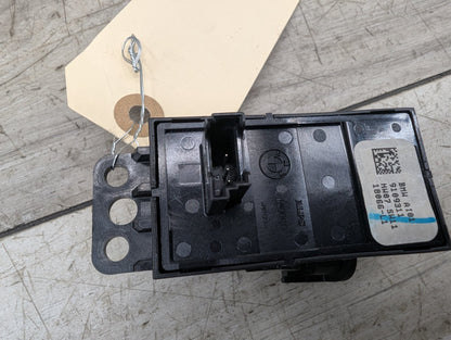 2017-2023 BMW M550i G30 Emergency Parking Brake Switch 9109311 OEM BMW F90 M5 G30 G01 X3 G02 X4 F97 F98 Parking Brake Auto Hold Switch BLACK OEM
