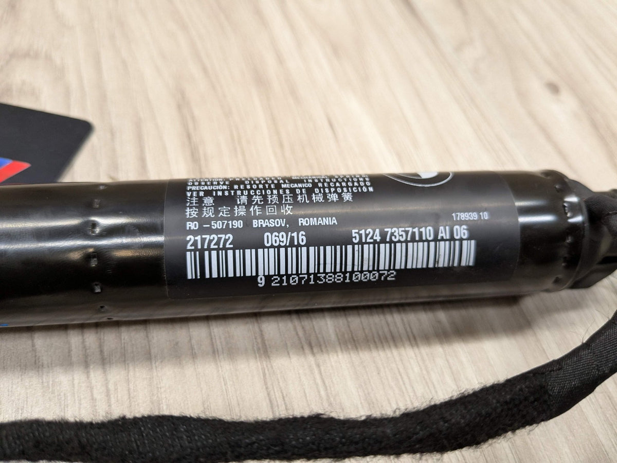 16-19 OEM BMW G11 G12 740 750 Right Passenger Electric Trunk Lid Shock Strut