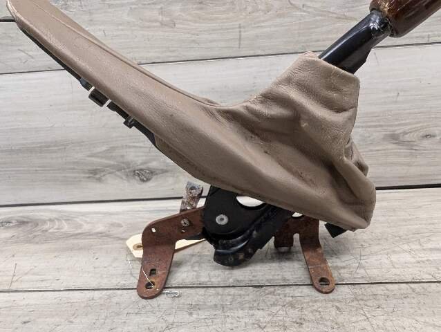 1996 - 2003 BMW Z3 E36 Emergency Handle Brake Cover w/ Boot 2227557 M54B25O0