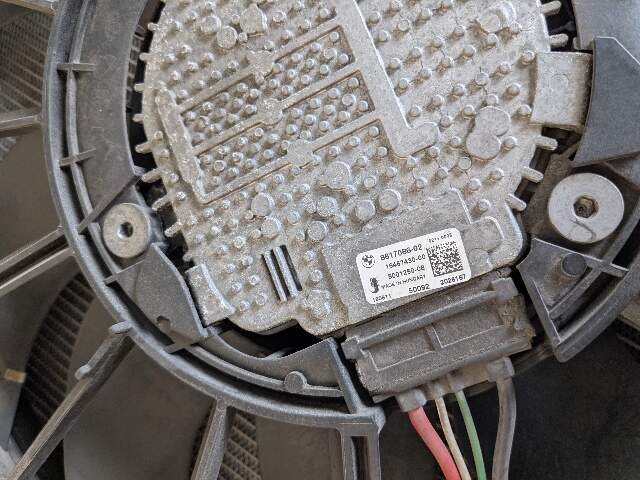 16-19 OEM BMW G12 740 Engine B58 Radiators Cooling Fan Shroud Motor 600W