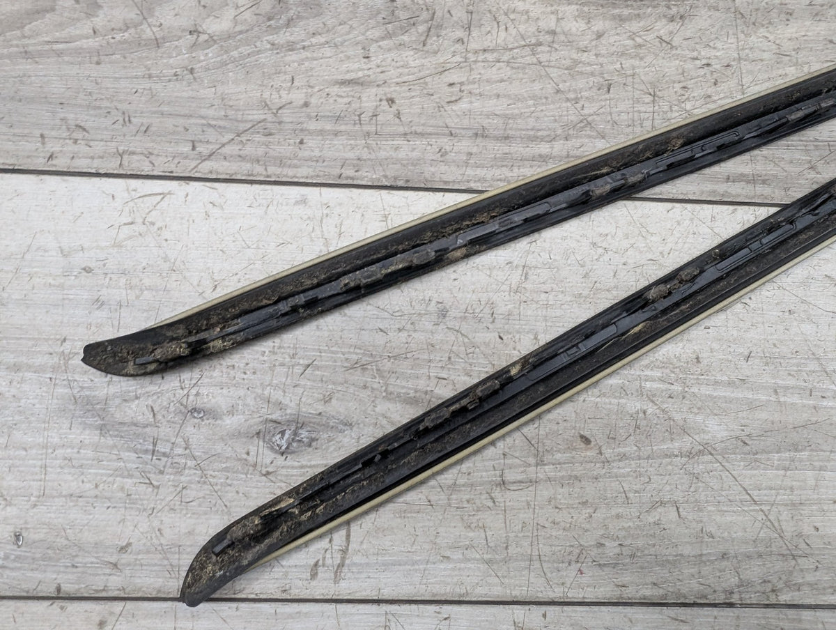 OEM BMW F15 F85 X5 X5M Front Left Right Windshield Side Drip Molding PAIR White