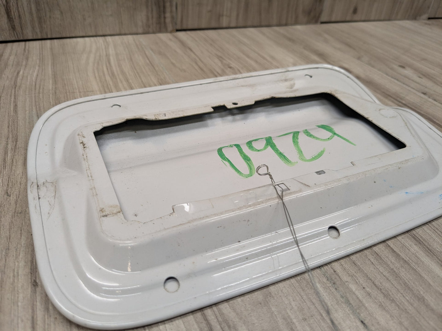 OEM BMW F22 228 230 M235 M240 Rear Fuel Gas Tank Flap Lid Cover Cap