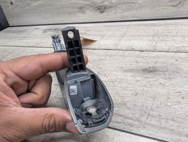 2016 - 2022 BMW 750i G12 Front Left Driver Exterior Door Handle w/ Comfort Access 7413575 N63B44O2