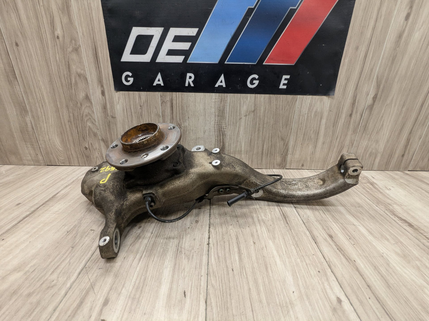 OEM BMW E70 F15 F16 X5 X6 Front Right Passenger Spindle Hub Knuckle Bearing