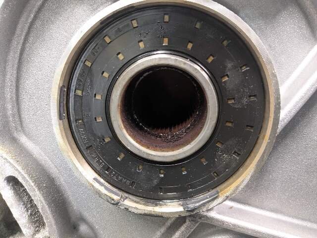 2013 BMW 750i N63B44O1 Transmission Transfer Case k 7649782