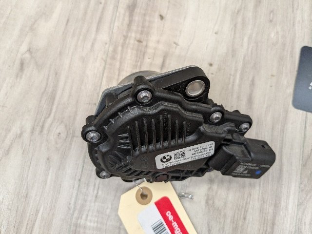 OEM BMW G20 G22 G23 G26 G42 Transfer Case Torque Motor Module Computer
