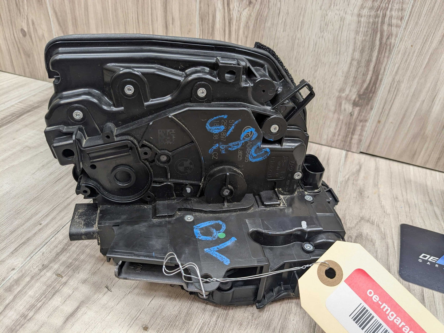 2016 BMW 750i G12 Rear Left Driver Door Latch Lock Actuator w/ Soft Close 2581897 16-22 OEM BMW G11 G12 REAR LEFT DRIVER Side Door Lock Latch Actuator SOFT CLOSE