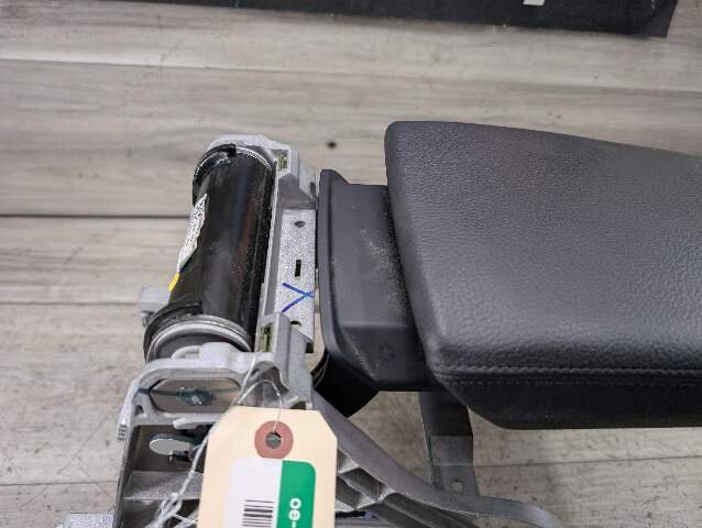 17-25 OEM AUDI A4 A5 RS5 S4 S5 Bracket Console Armrest Base Mounting Black