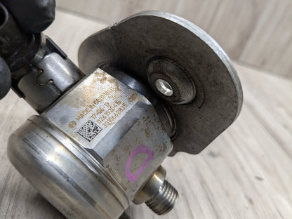 16-20 OEM BMW G11 G12 750 G30 M550 Engine N63R HPFP High Pressure Fuel Pump 5-8