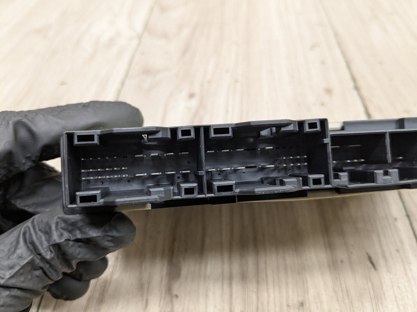 OEM BMW F90 G01 G02 G12 G30 X3 X4 Front Left/Right Seat Control Module