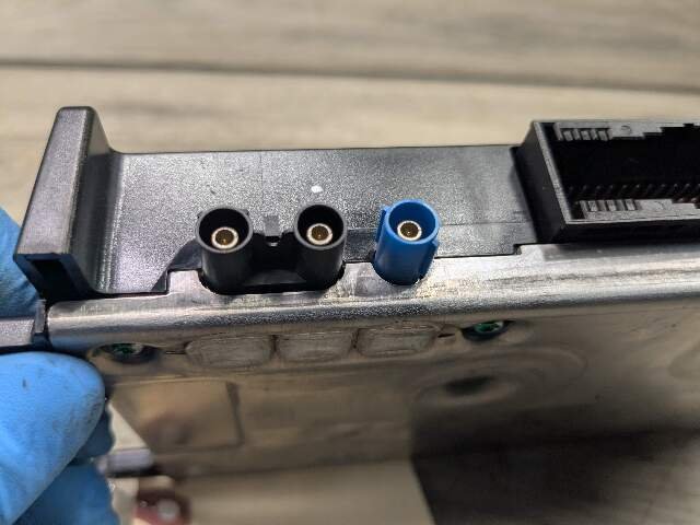 2013 MERCEDES W204 C250 C300 COMMUNICATION VOICE CONTROL MODULE 2319003002 OEM