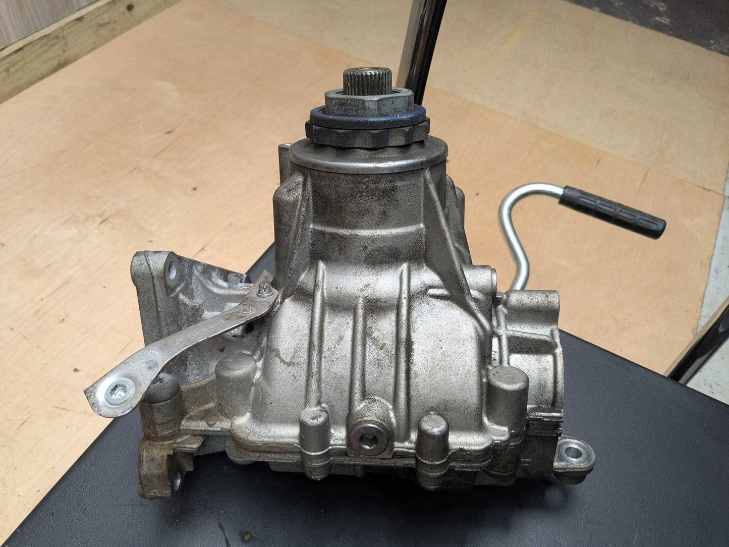 2016 BMW X1 Transmission Transfer Case 176267k 7646889