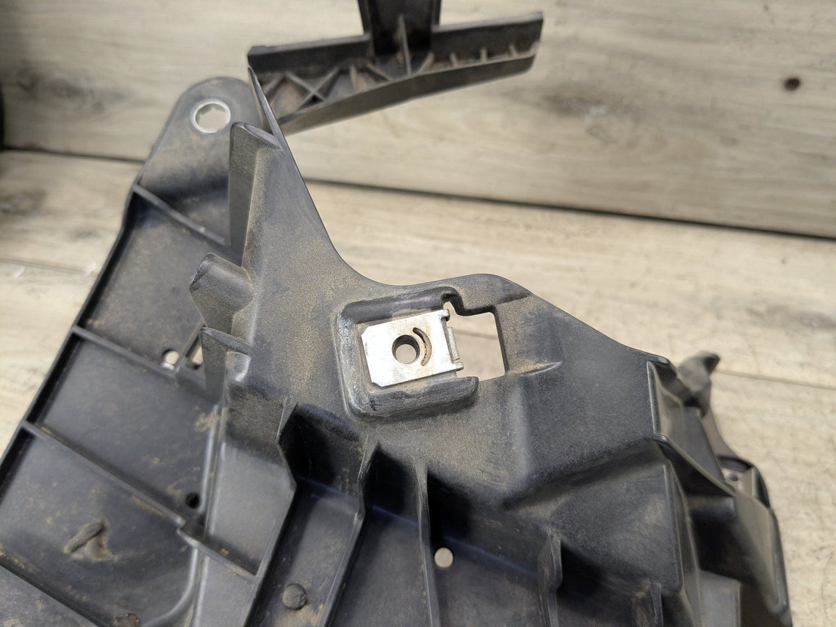 OEM BMW F15 F16 F85 F86 X5 X6 Front Left Driver Fender Mount Support Brackets