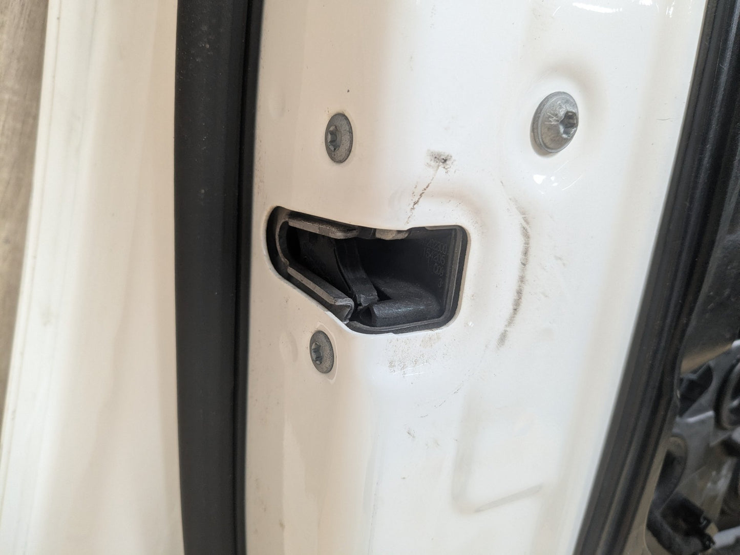 OEM MERCEDES W205 C300 C400 C43 C63 Front Left Driver Door Shell Panel White 149 149 (Polar white- Standard finish)