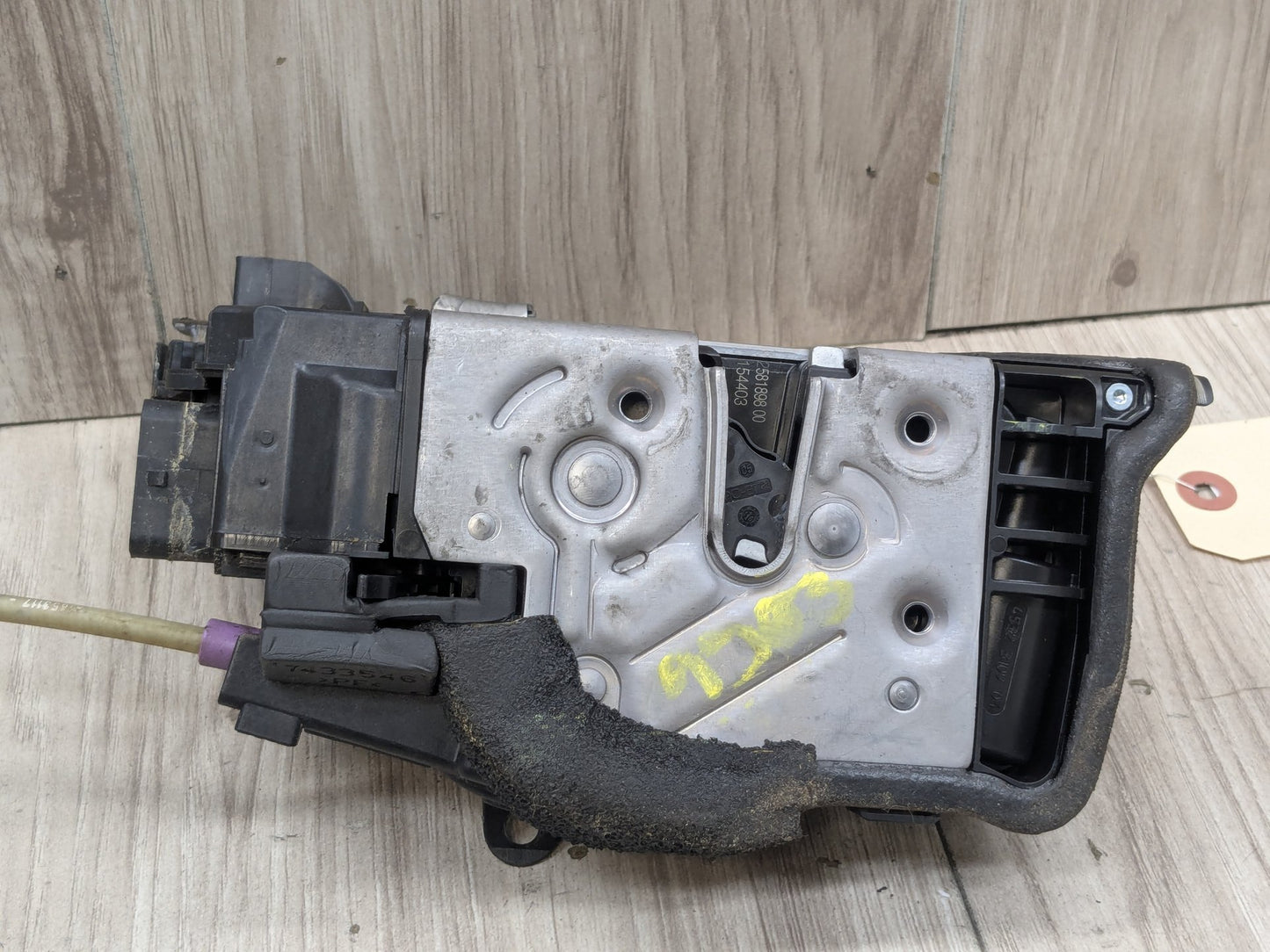 2016 BMW 750i G12 Rear Right Passenger Door Latch Lock Actuator w/ Soft Close 2581898 OEM BMW G12 740 750 B7 REAR RIGHT PASSENGER Door Lock Latch Actuator SOFT CLOSE