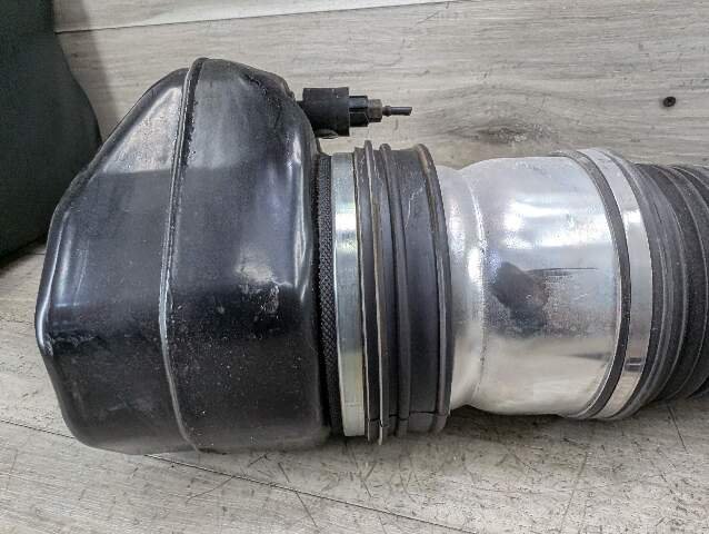 2017 BMW 740i G12 Front Right Passenger Spring Strut Shock Absorber 6877554