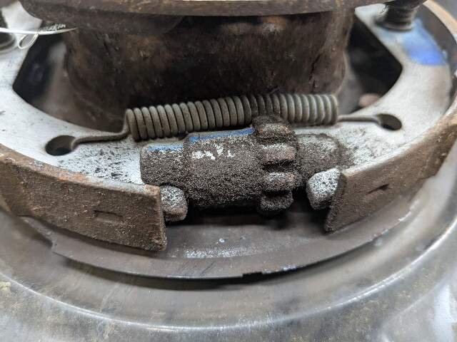 2016 BMW 340i F30 Front Right Passenger Spindle Knuckle w/ Bearing 6853820