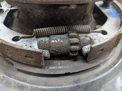 2016 BMW 340i F30 Front Right Passenger Spindle Knuckle w/ Bearing 6853820