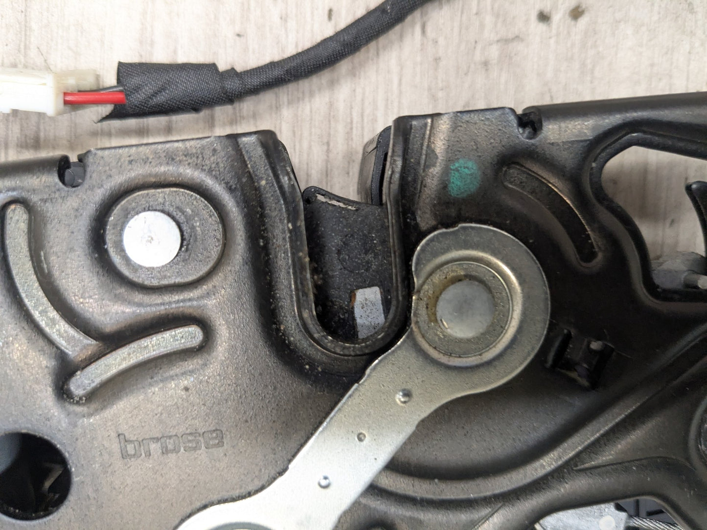 2016 BMW 750i G12 Liftgate Trunk Lid Liftgate Lock Latch Actuators SET 7441014 16-22 OEM BMW G11 G12 740 750 M760 Trunk Lid Power Lock Drive Actuator