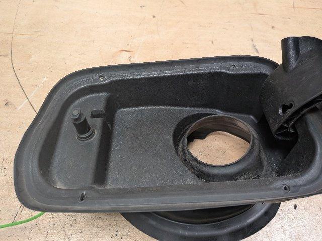 16-22 OEM BMW G12 740 750 Rear Fuel Gas Tank Flap Filler Lid Cover Cap