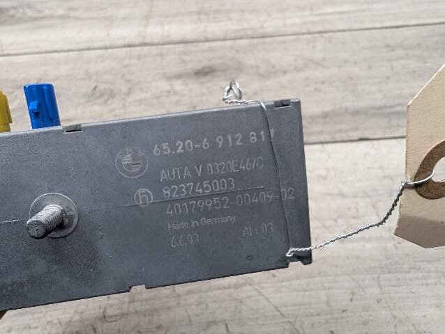03-08 OEM BMW E85 E86 Z4 Radio Diversity Antenna Amplifier Module Unit