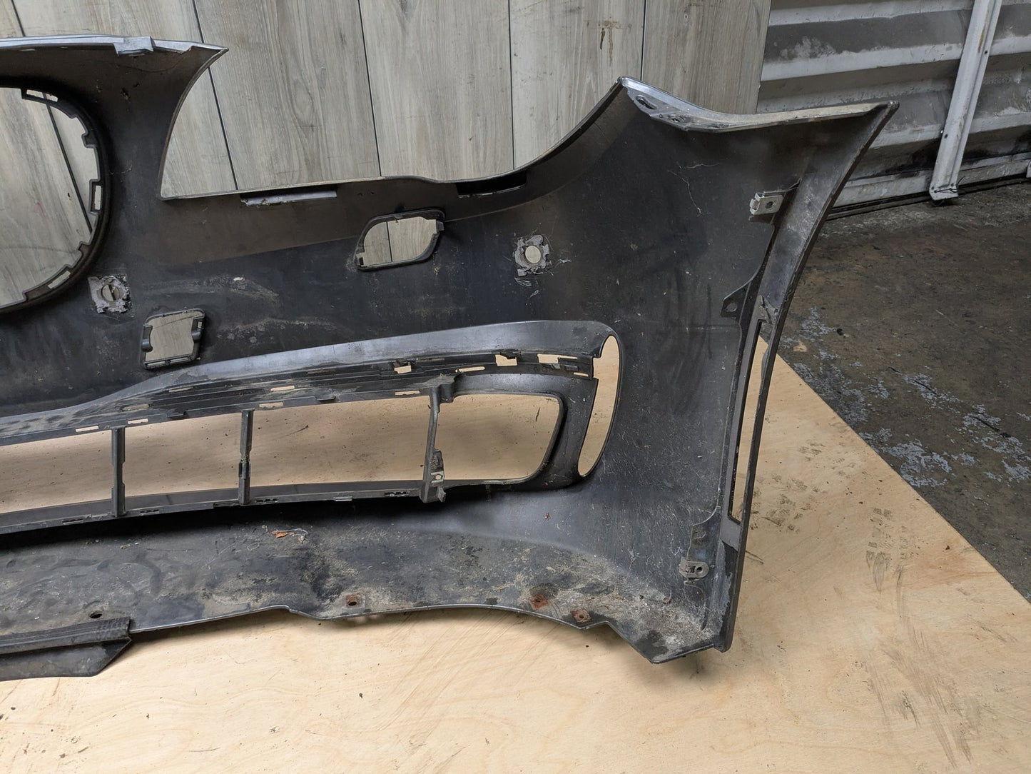 *DENT* 13-15 OEM BMW F01 F02 740 750 Front Bumper Cover Grey A52 SPACEGRAU METALLIC (A52)