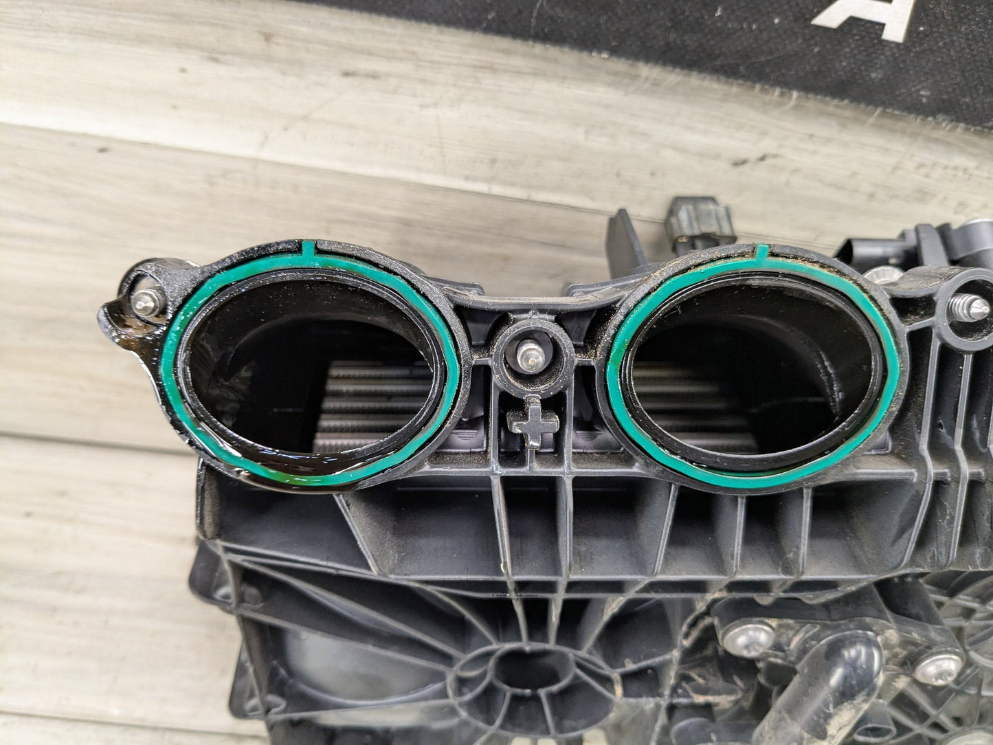 OEM BMW G01 G20 G26 G30 230 330 430 530 X3 Engine B46 Intake Manifold 8647975