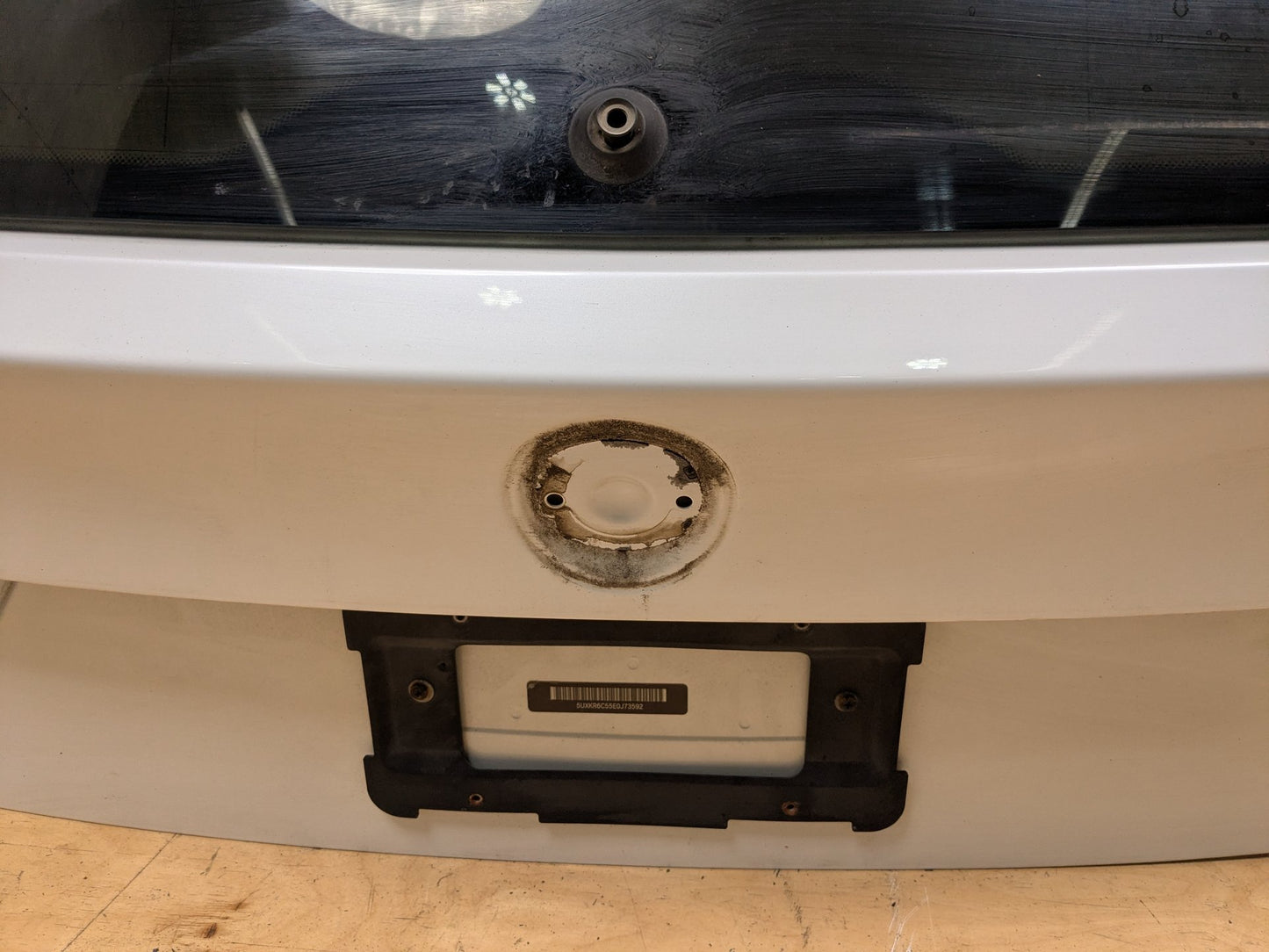 14-18 OEM BMW F15 F85 X5 X5M Rear Liftgate Tailgate Trunk Lid Gate Door Shell MINERALWEISS METALLIC (A96)