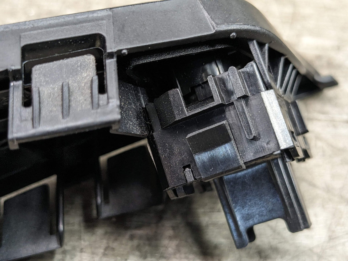 14-18 OEM BMW F15 X5 F85 Front Left Driver Side Door Panel Lock Switch Control