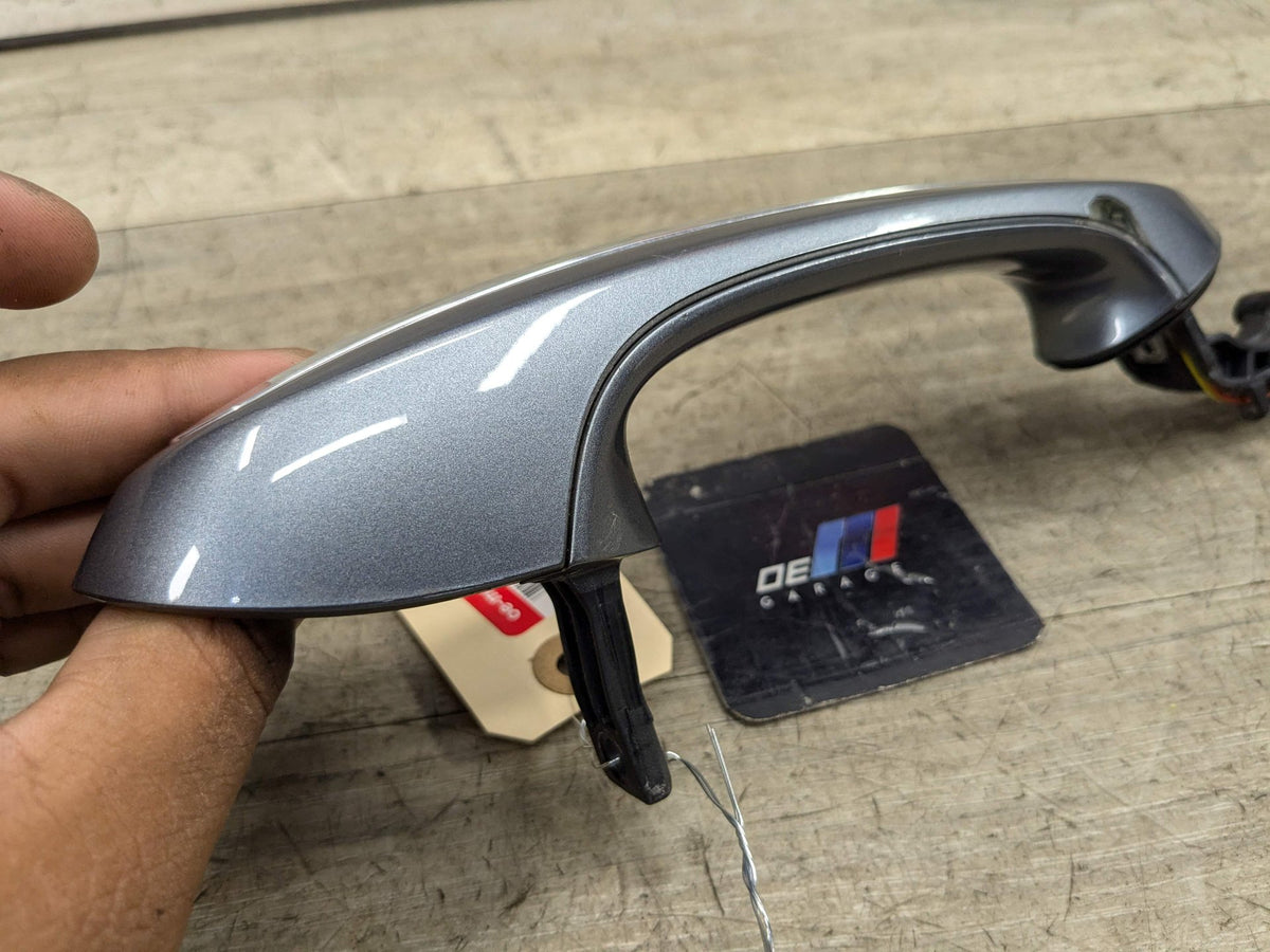 OEM BMW G30 530 540 M550 F90 M5 COMFORT ACCESS Right Passenger Door Handle