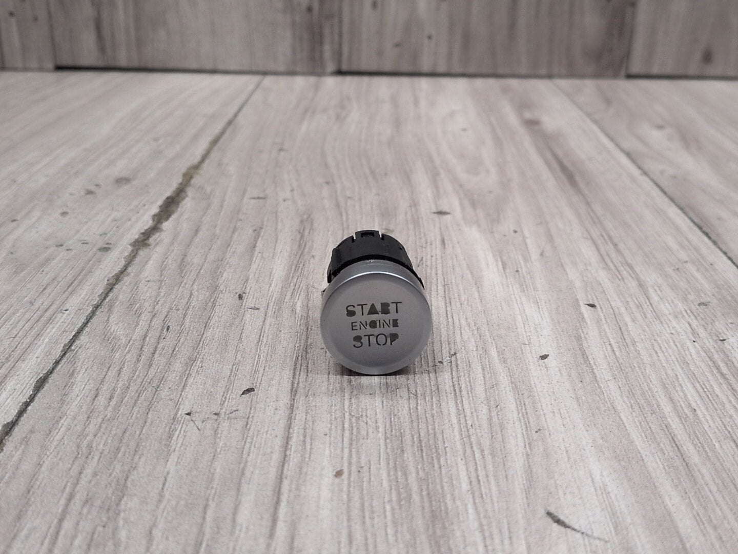 2015-2018 Audi Q3 8U Start Stop Button 8U0905217A
