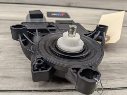2021 BMW M340i G20 Rear Right Passenger Door Window Glass Regulator Motor 8498864 OEM BMW G20 G80 330 M340 REAR Right Passenger Side Door Window Regulator Motor