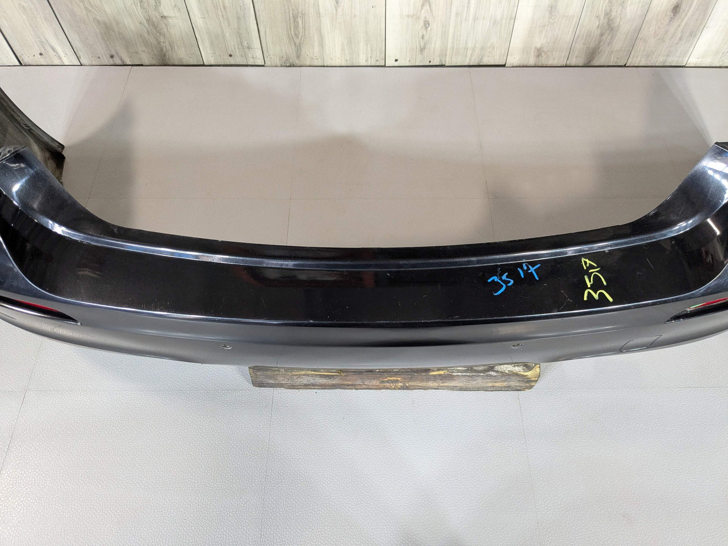 NOTE* 09-15 OEM BMW F01 F02 740 750 Rear Bumper M SPORT Cover w/ PDC Black Black Black Sapphire Metallic (475)