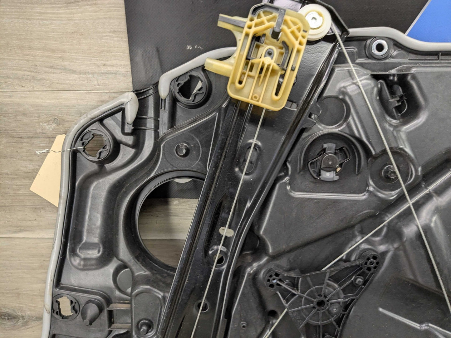 2019 BMW 330i G20 Front Left Driver Door Window Glass Regulator Motor 7432231 OEM BMW G20 G80 330 M340 M3 FRONT Left Driver Door Window Regulator Motor