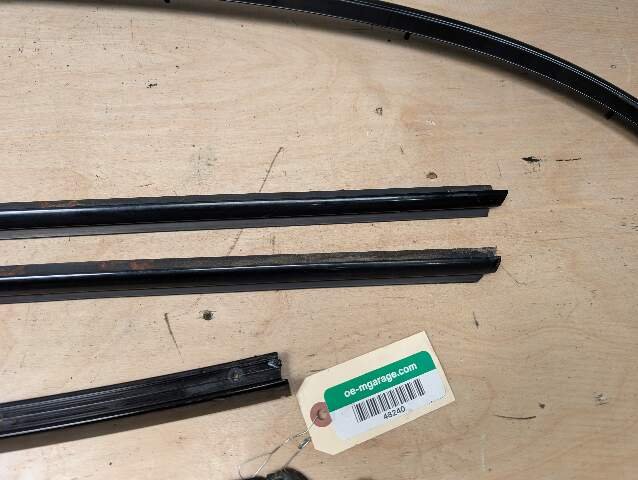 OEM BMW E88 135 Front Rear Door Exterior Trim Molding High Gloss Black SET of 7