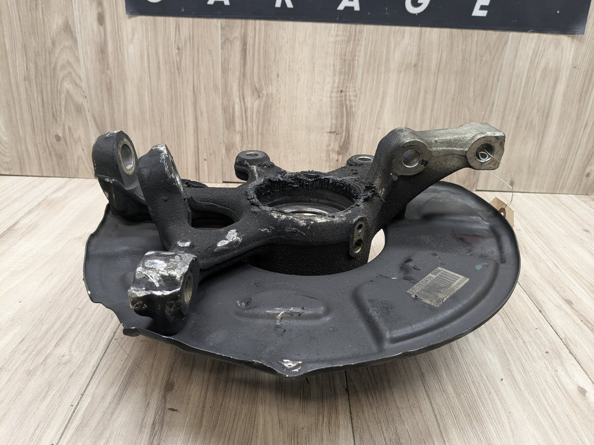 OEM Mercedes W212 E350 E550 Rear Left Driver Hub Knuckle Bearing Carrier