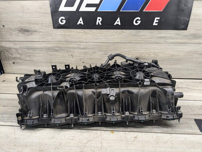 OEM BMW G01 G05 G12 G20 G42 G30 M340 M440 X3 Engine B58 Intake Manifold 8647977