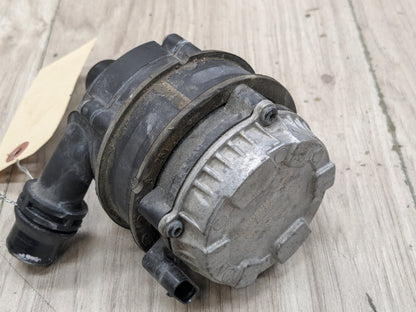 2015-2021 Mercedes-Benz C43 W205 Auxilary Water Coolant Pump A0392024050 OEM