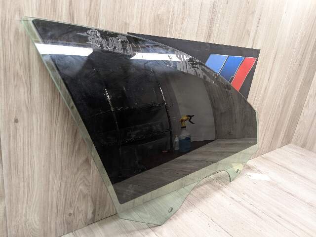 2020 BMW 740i G12 Front Right Passenger Door Window Glass 7337982