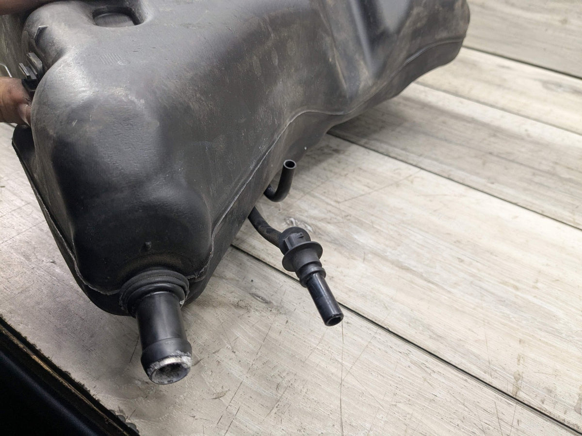 09-13 OEM BMW E70 X5 Diesel Sedan SCR Selective Catalytic Reduction DEF Tank