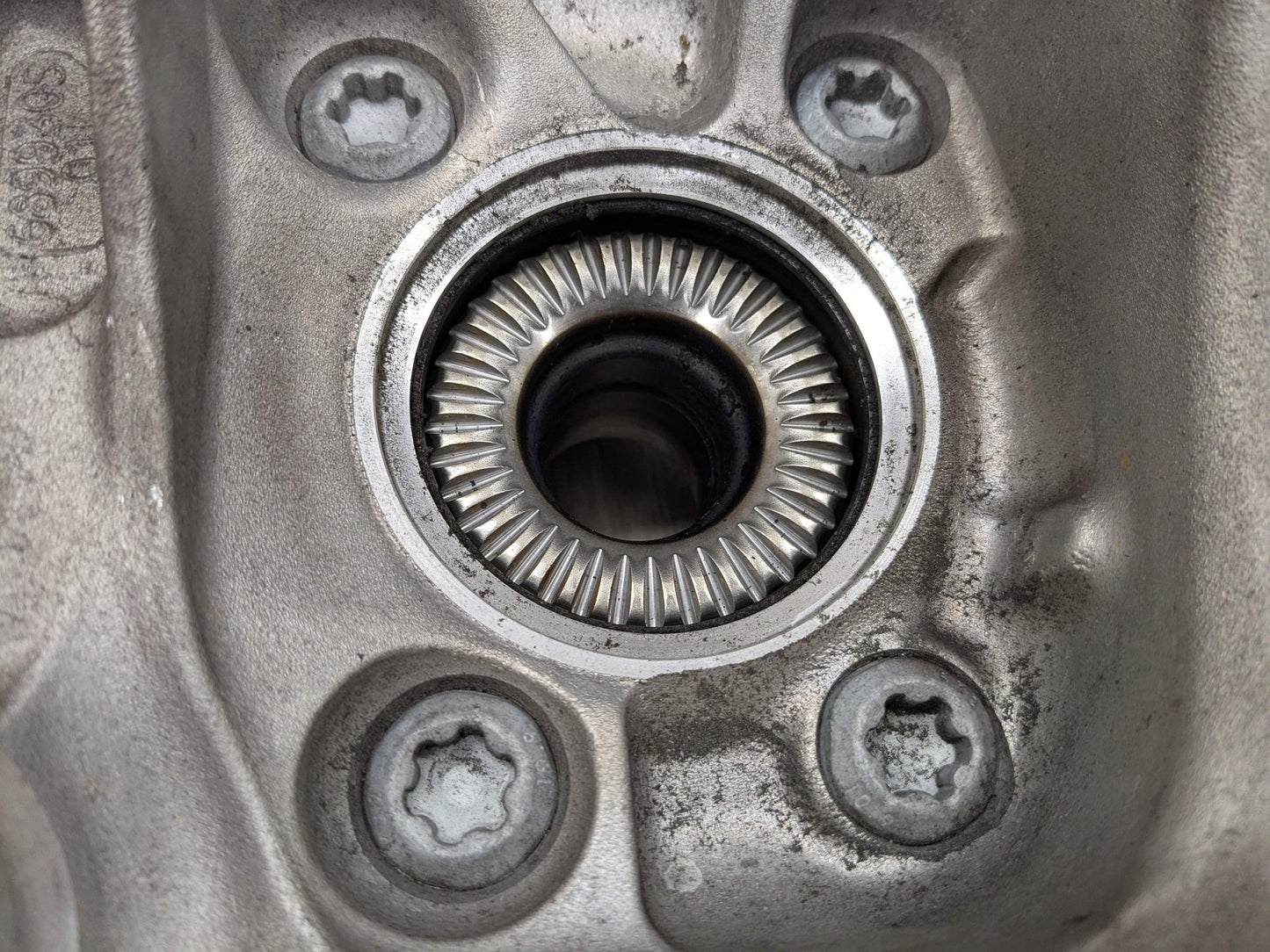 2022 BMW M340i G20 Rear Left Driver Spindle Knuckle w/ Bearing 6898479 19-25 OEM BMW G20 330 M340 REAR Left Driver Knuckle Wheel Hub Spindle Bearing