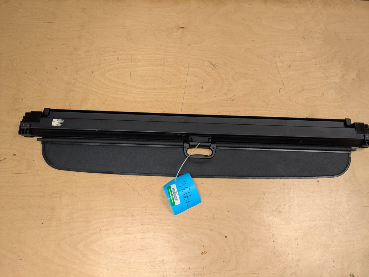 07-13 OEM BMW E70 X5 Rear Trunk Retractable Cargo Luggage Shade Roller Cover