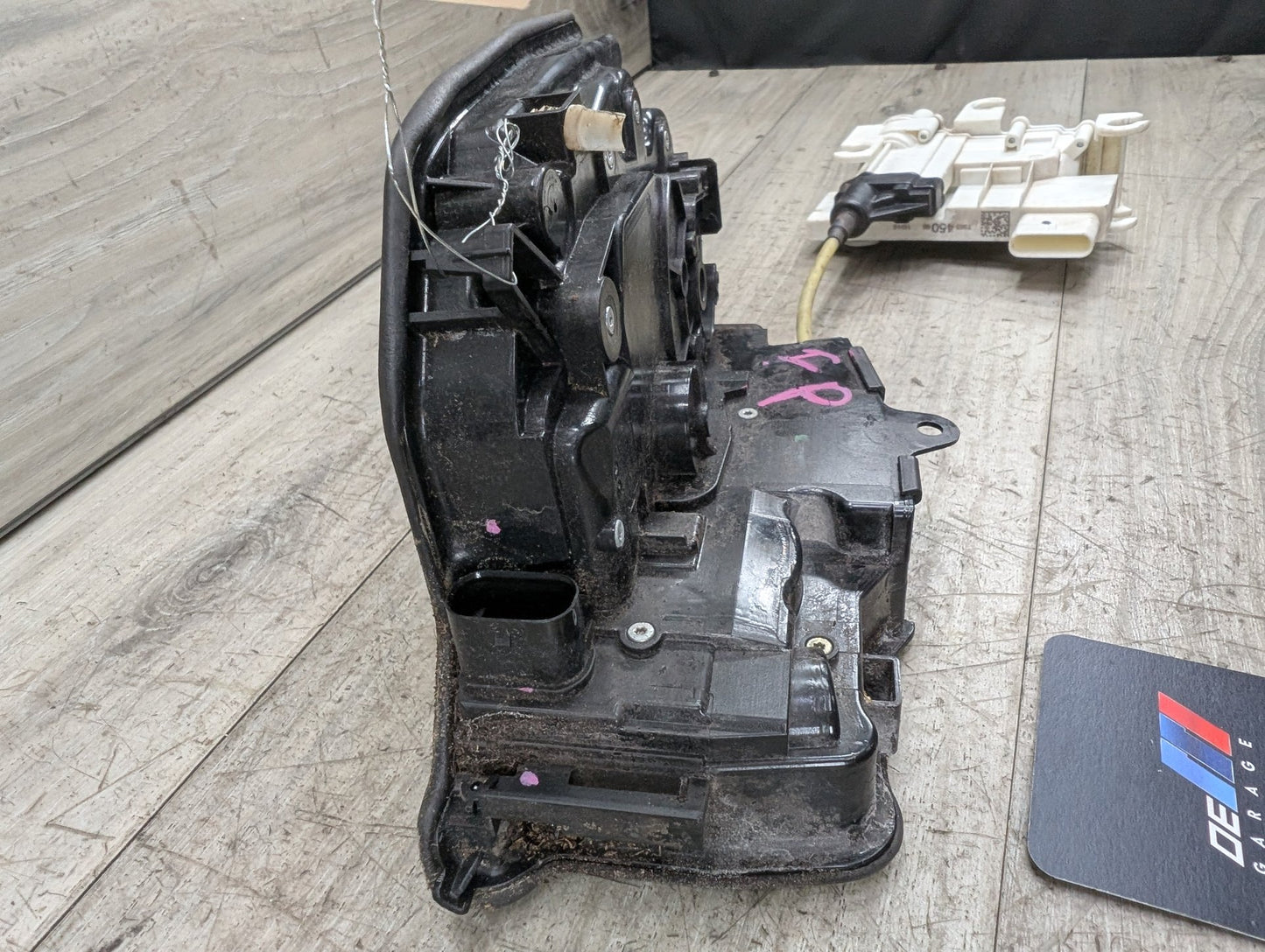 2017 BMW 740i G12 Front Right Passenger Door Latch Lock Actuator w/ Soft Close 2581894 16-22 OEM BMW G11 G12 FRONT RIGHT PASSENGER Door Lock Latch Actuator SOFT CLOSE