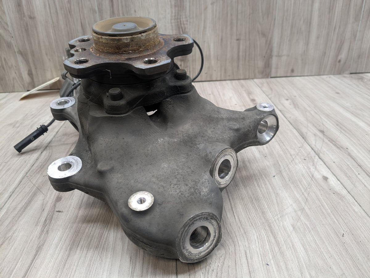 OEM BMW G11 G12 740 750 RWD Front Right Passenger Hub Bearing Spindle Knuckle