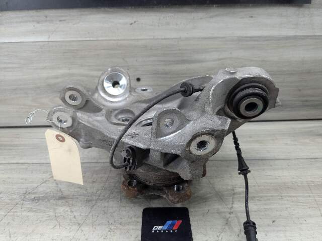 19-25 OEM BMW G20 330 M340 REAR Left Driver Knuckle Wheel Hub Spindle Bearing