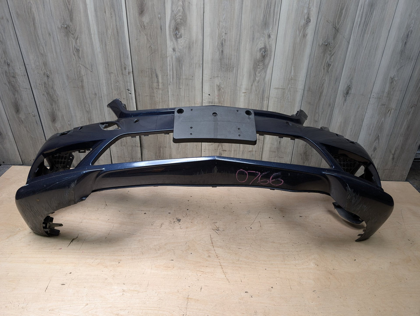 *10-13 OEM Mercedes A207 C207 W207 E350 E550 Front Bumper Cover Panel Blue 890 Blue 890