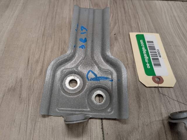 18-24 OEM BMW G01 G02 F97 X3 X4 Right Passenger Fender Wing Holder Bracket SET