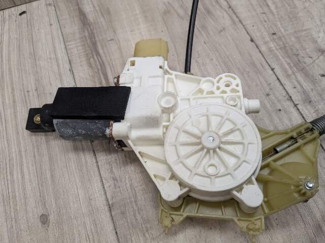 07-13 OEM BMW E92 E93 335 M3 Front Left Driver Door Window Regulator w/ Motor
